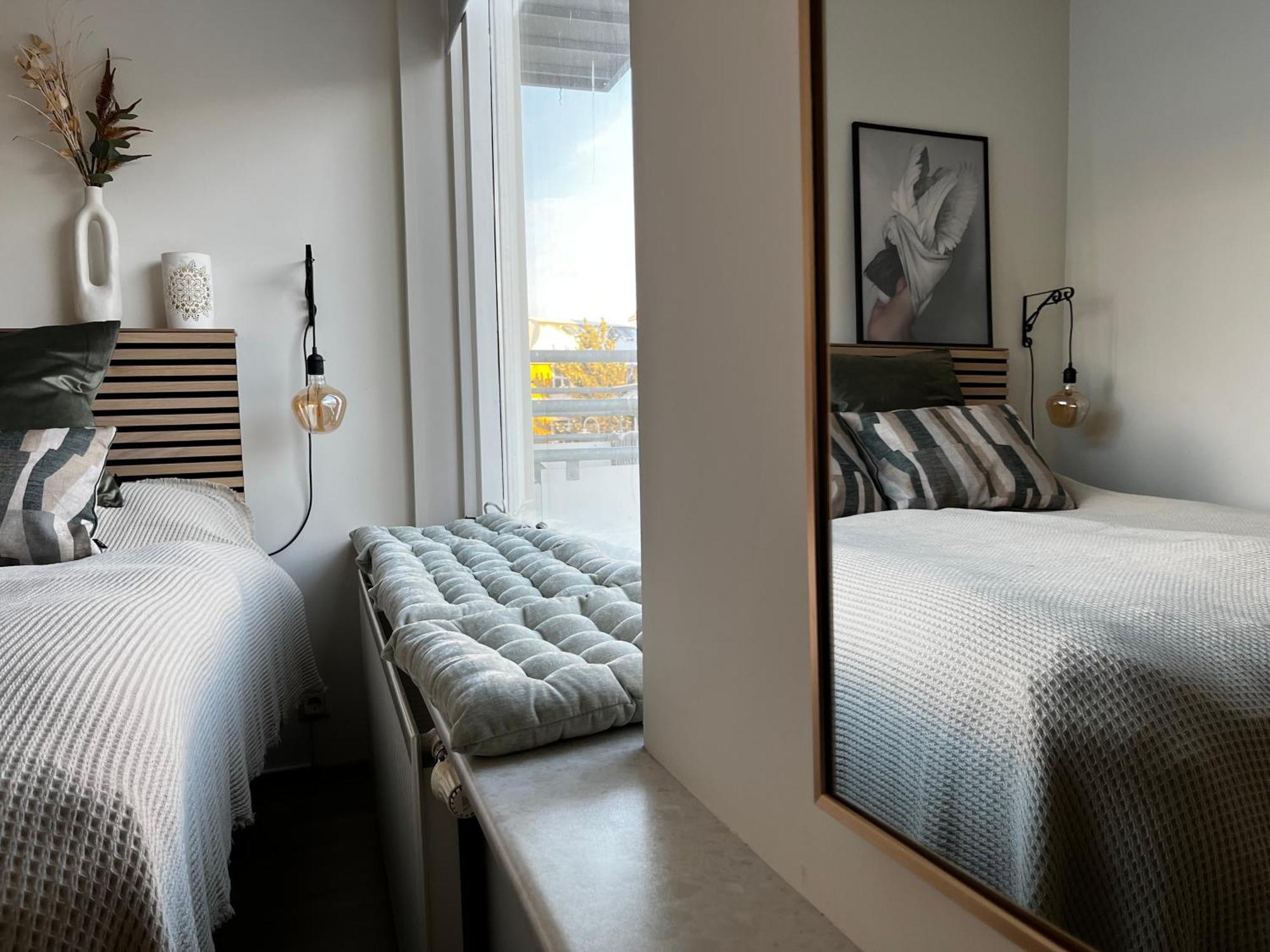 Charming Deluxe Apartment Akureyri Exterior photo
