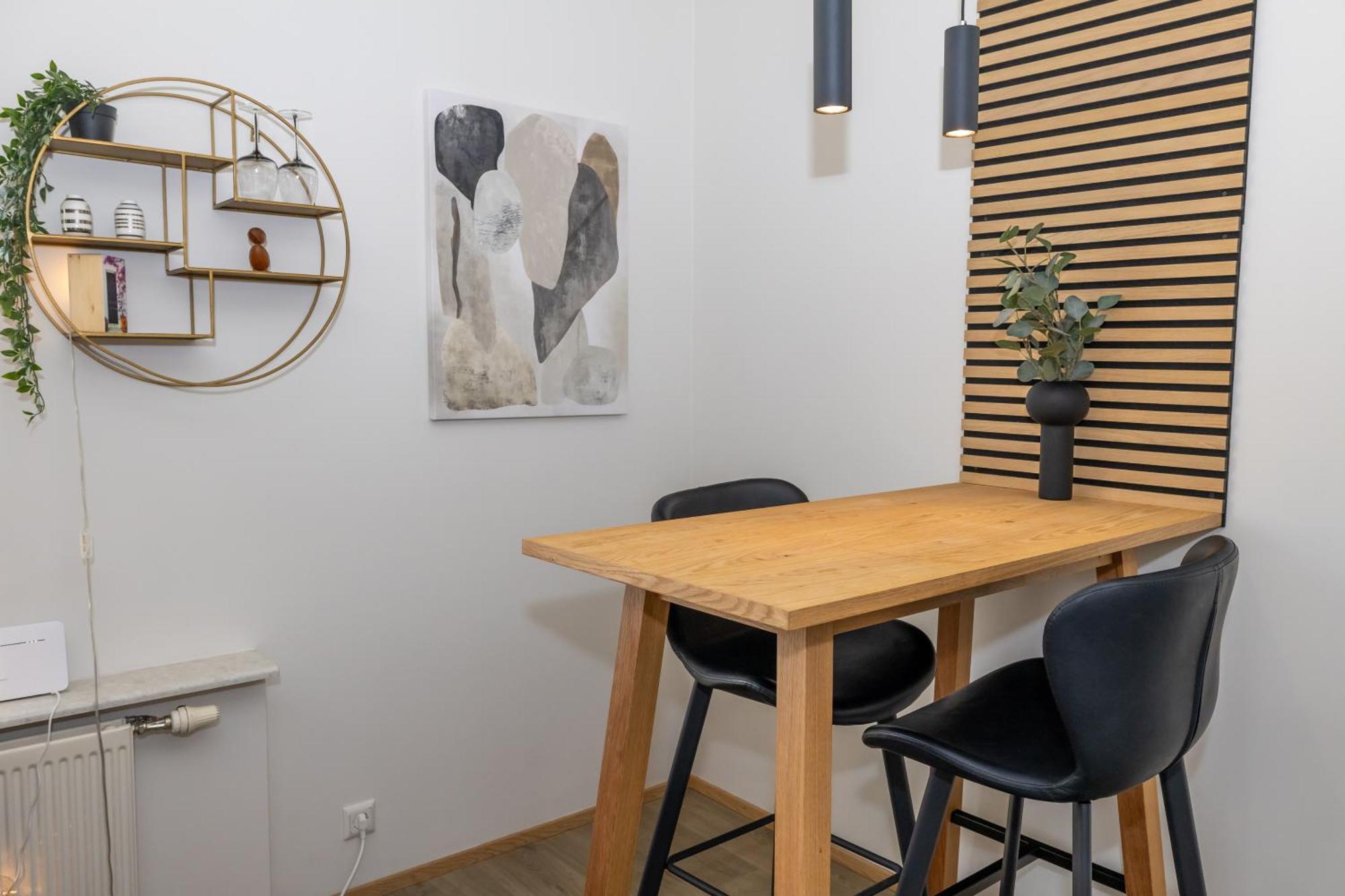 Charming Deluxe Apartment Akureyri Room photo